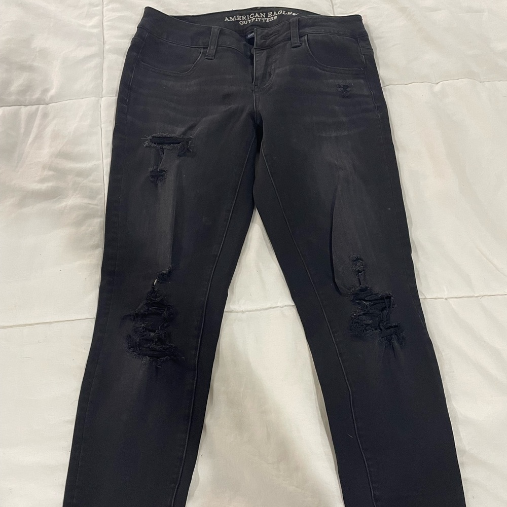 Blacked ripped stretchy skinny jeans